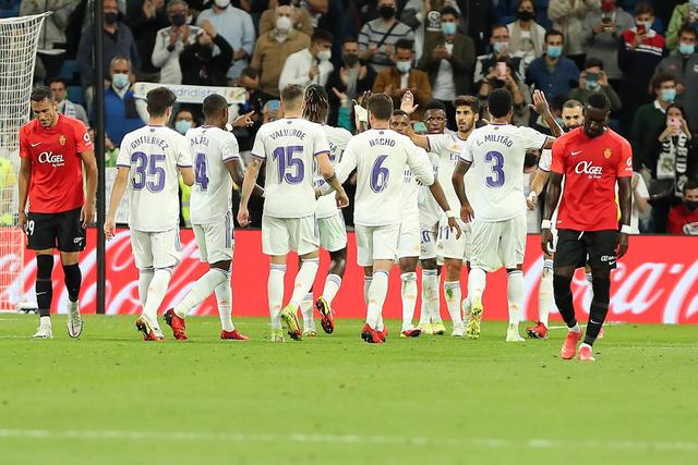 王哲林消极行为引发争议 上海不敌福建1胜3负